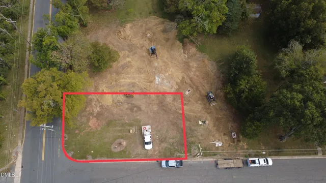 a sign that is on the side of a road