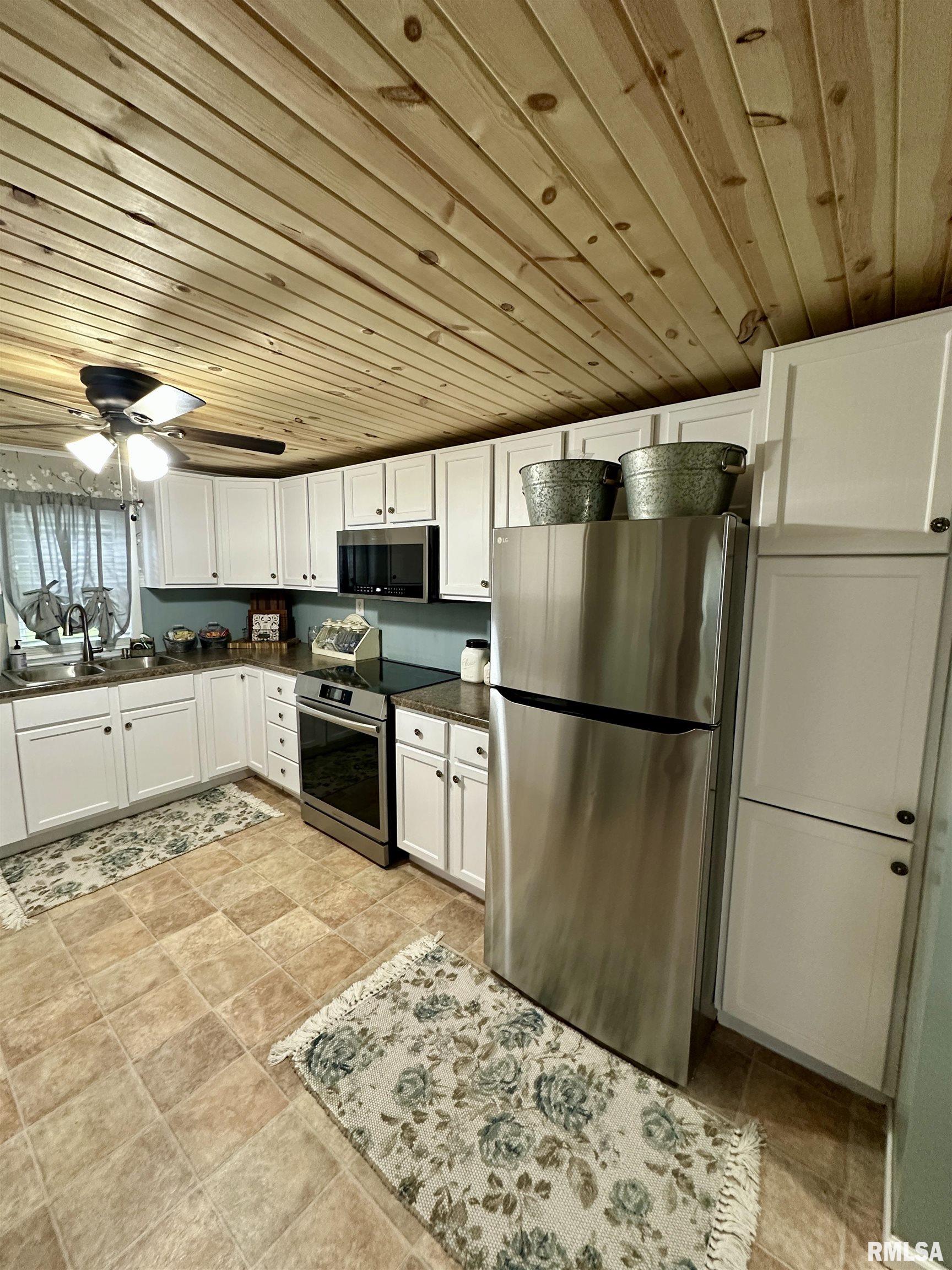 200 State Street Concord, IL 62631 - Photo 23 of 52