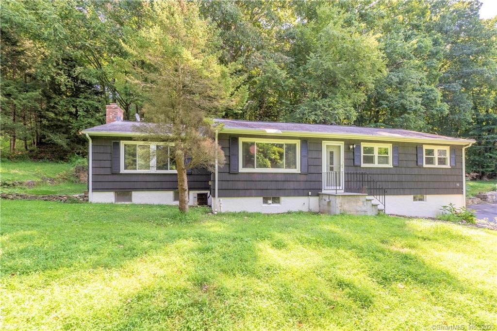 152 Redding Road Redding, CT 06896 - Photo 1 of 1