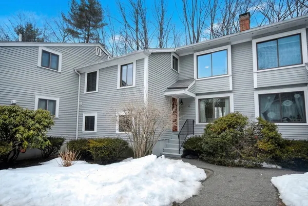 $649,000 | 51 Staffordshire Lane, Unit 51, Concord, MA 01742