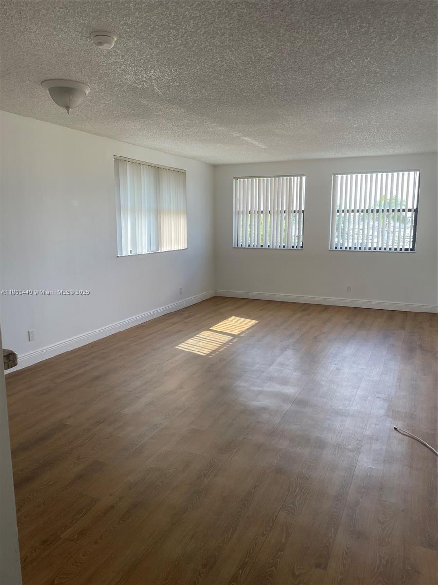 Doral Doral, FL 33166 - Photo 5 of 11