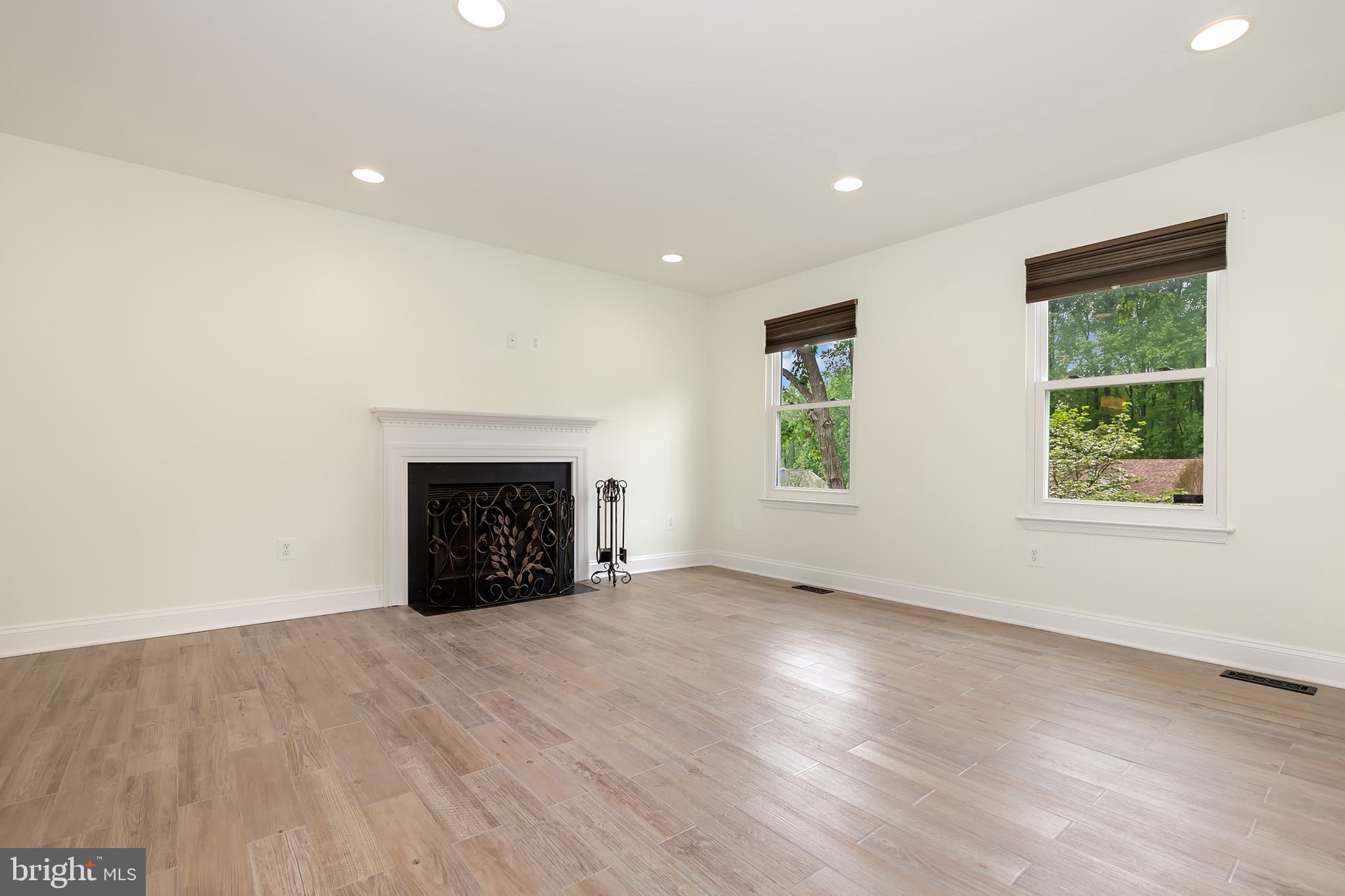 24501 Fossen Road Damascus, MD 20872 - Photo 5 of 26 Gallery Image 5