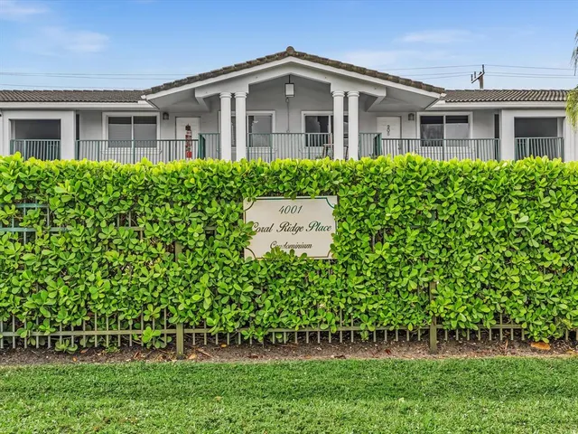 $219,000 | 4001 Northeast 21st Avenue, Unit 202, Fort Lauderdale, FL 33308