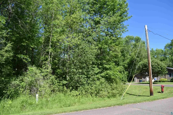 $55,000 | 10-xx West Bigelow Street, Washburn, WI 54891