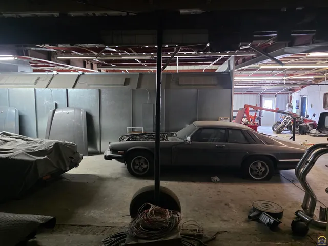 $299,000 | 112 South 6th Street, Clay Center, KS 67432