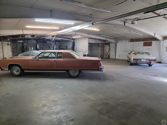 $299,000 | 112 South 6th Street, Clay Center, KS 67432