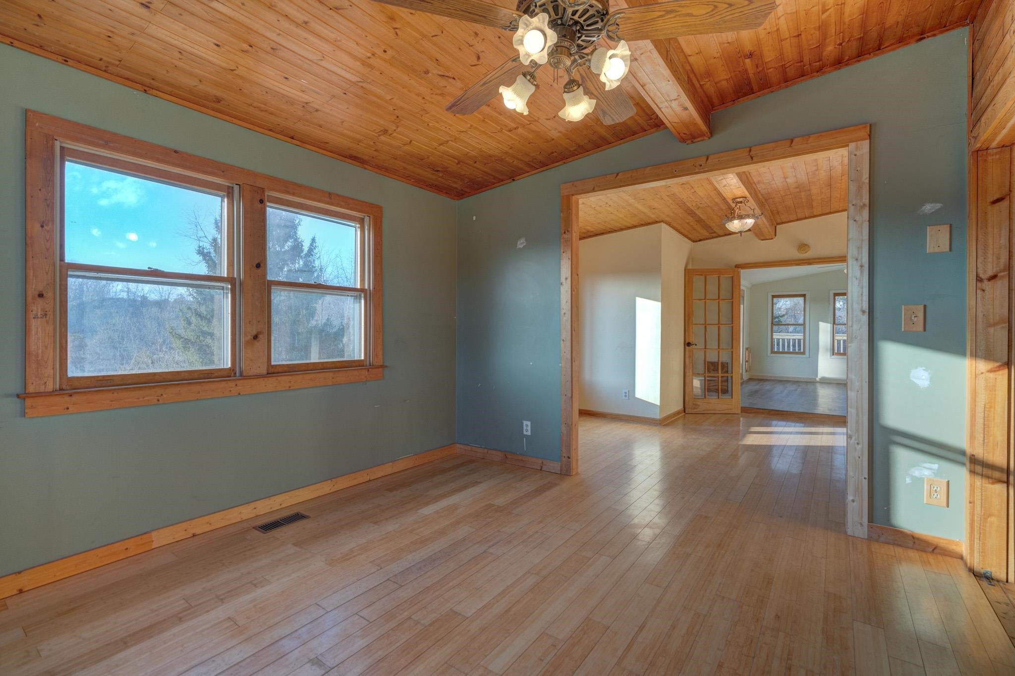 3325 Vicker Switch Road Christiansburg, VA 24073 - Photo 26 of 49 Gallery Image 26