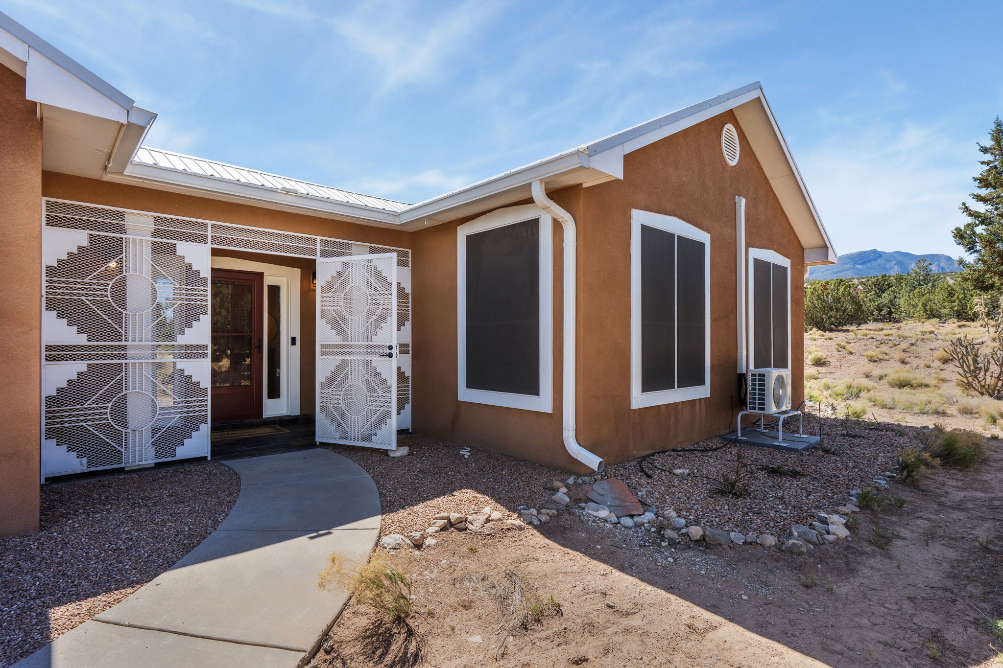31 Sinagua Road Placitas, NM 87043 - Photo 4 of 51