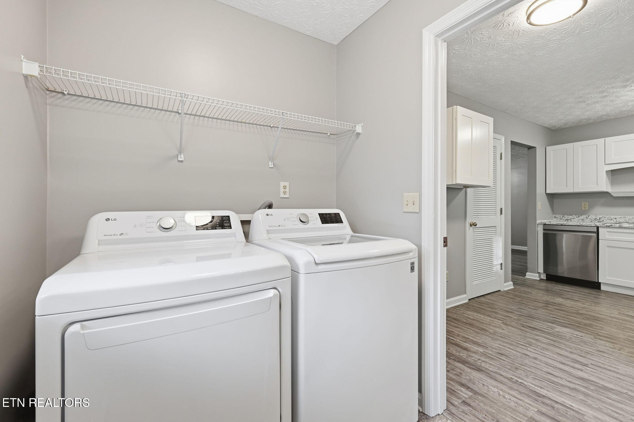 5516 West Emory Road Powell, TN 37849 - Photo 16 of 40 23-web-or-mls-3F1A9790
