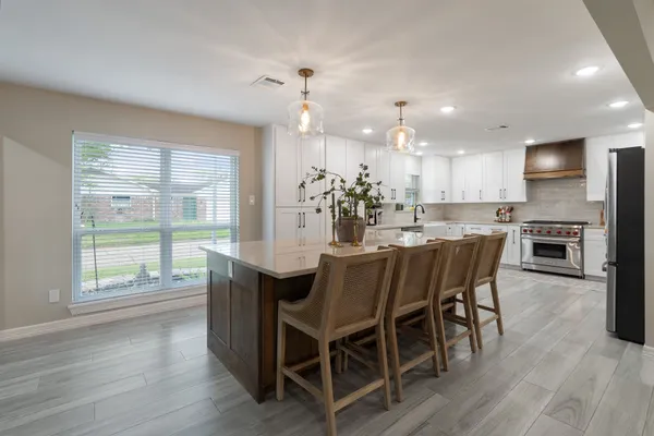 $495,000 | 9214 Bintliff Drive, Houston, TX 77074