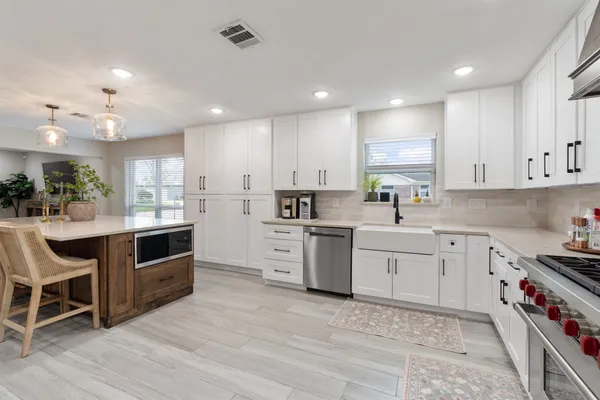 $495,000 | 9214 Bintliff Drive, Houston, TX 77074