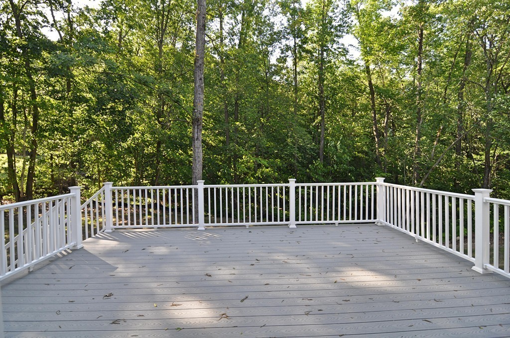8 Maple Street Dunstable, MA 01827 - Photo 23 of 29
