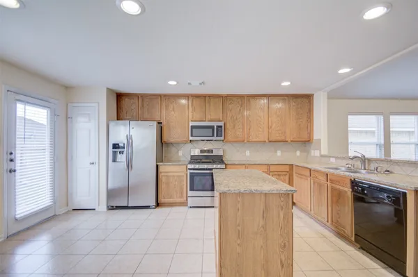 $2,150 | 17523 Cypress Orchard Lane, Cypress, TX 77429