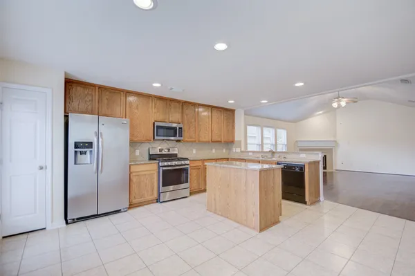 $2,150 | 17523 Cypress Orchard Lane, Cypress, TX 77429