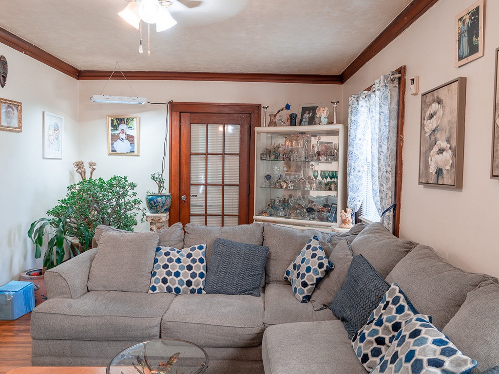 414 Birr Street Rochester, NY 14613 - Photo 5 of 23