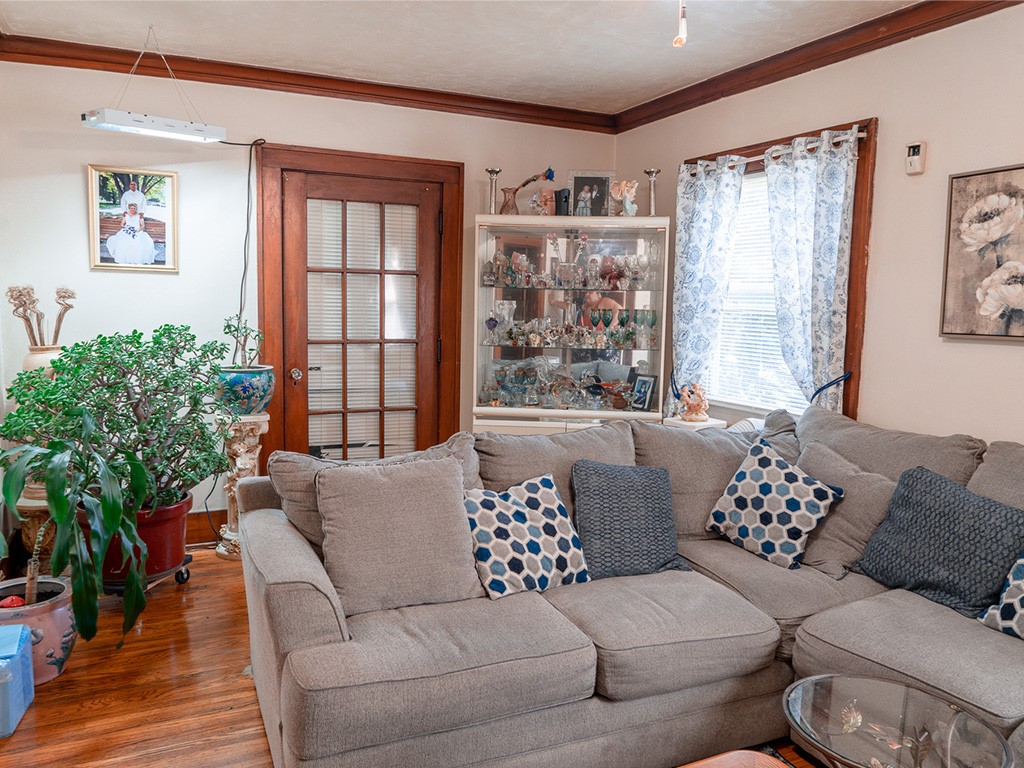 414 Birr Street Rochester, NY 14613 - Photo 6 of 23