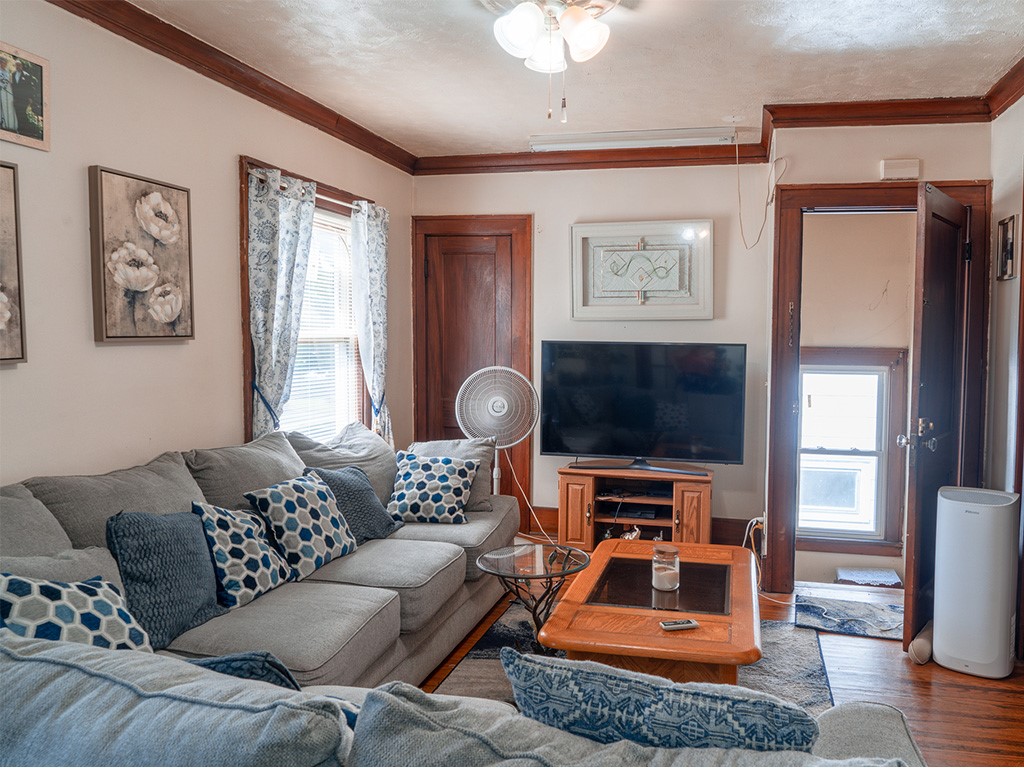 414 Birr Street Rochester, NY 14613 - Photo 7 of 23