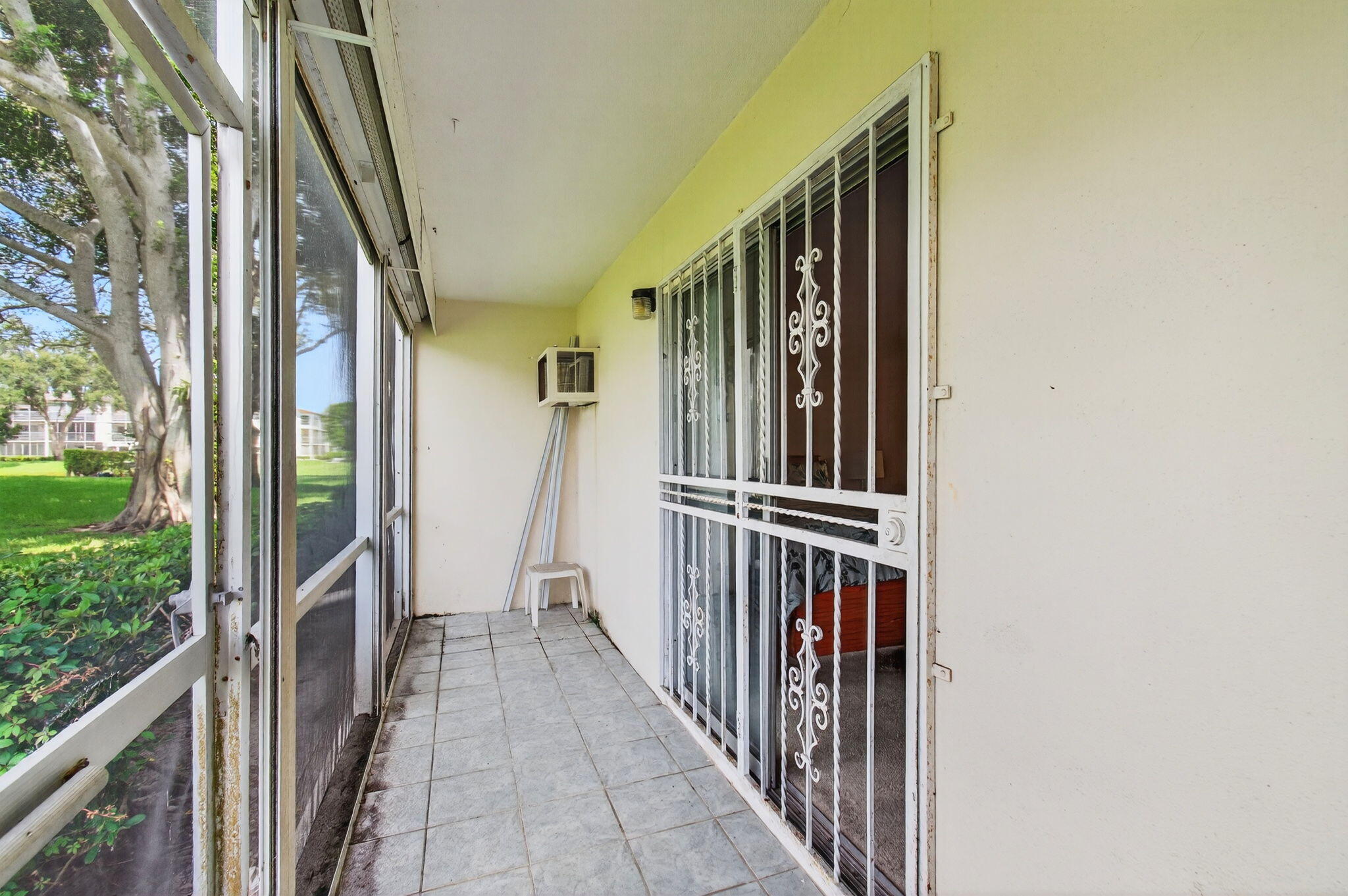 384 Fanshaw J Boca Raton, FL 33434 - Photo 37 of 87 37-web-or-mls-036_DSC_1478