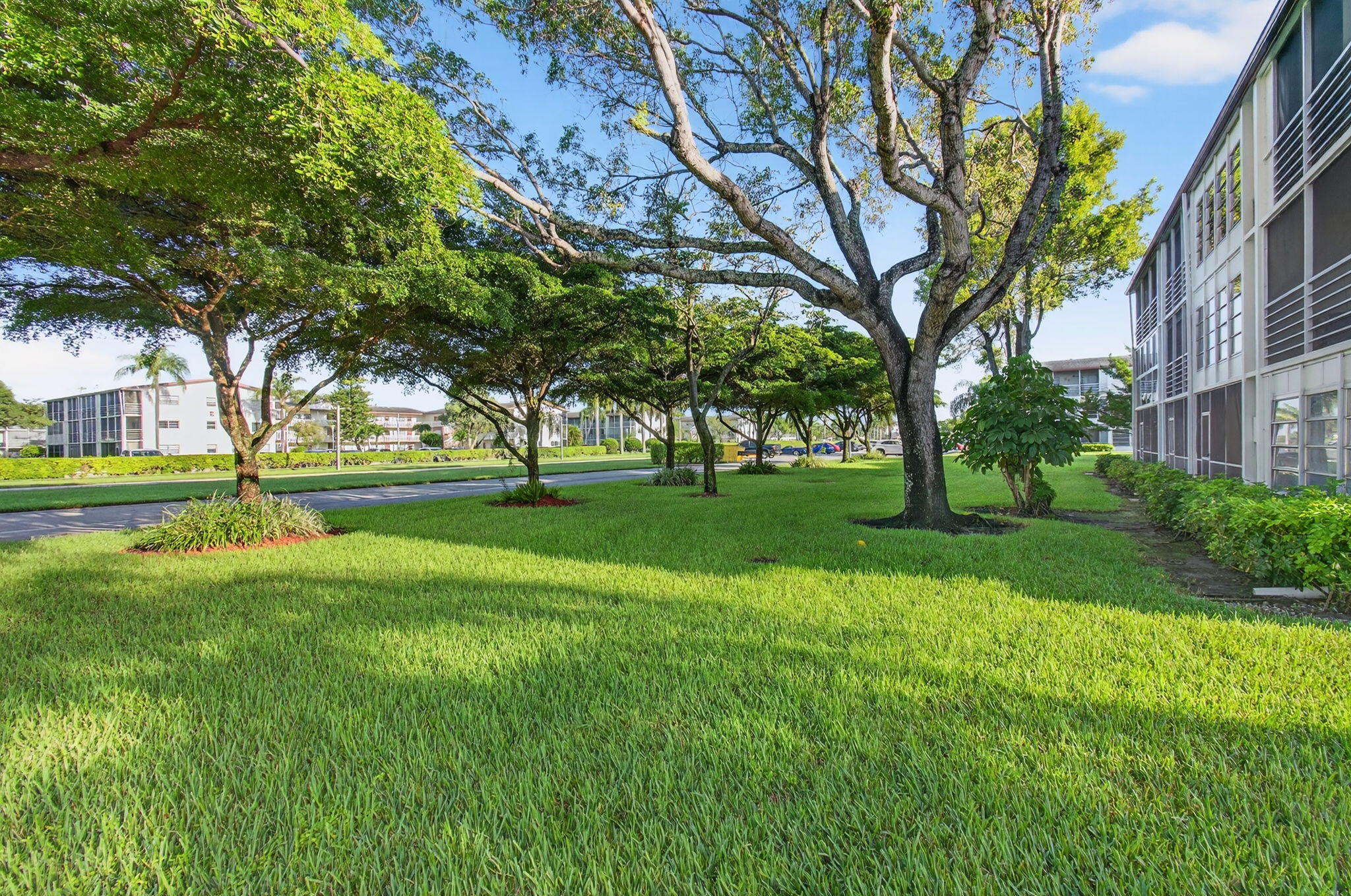 384 Fanshaw J Boca Raton, FL 33434 - Photo 49 of 87 49-web-or-mls-051_DSC_9123