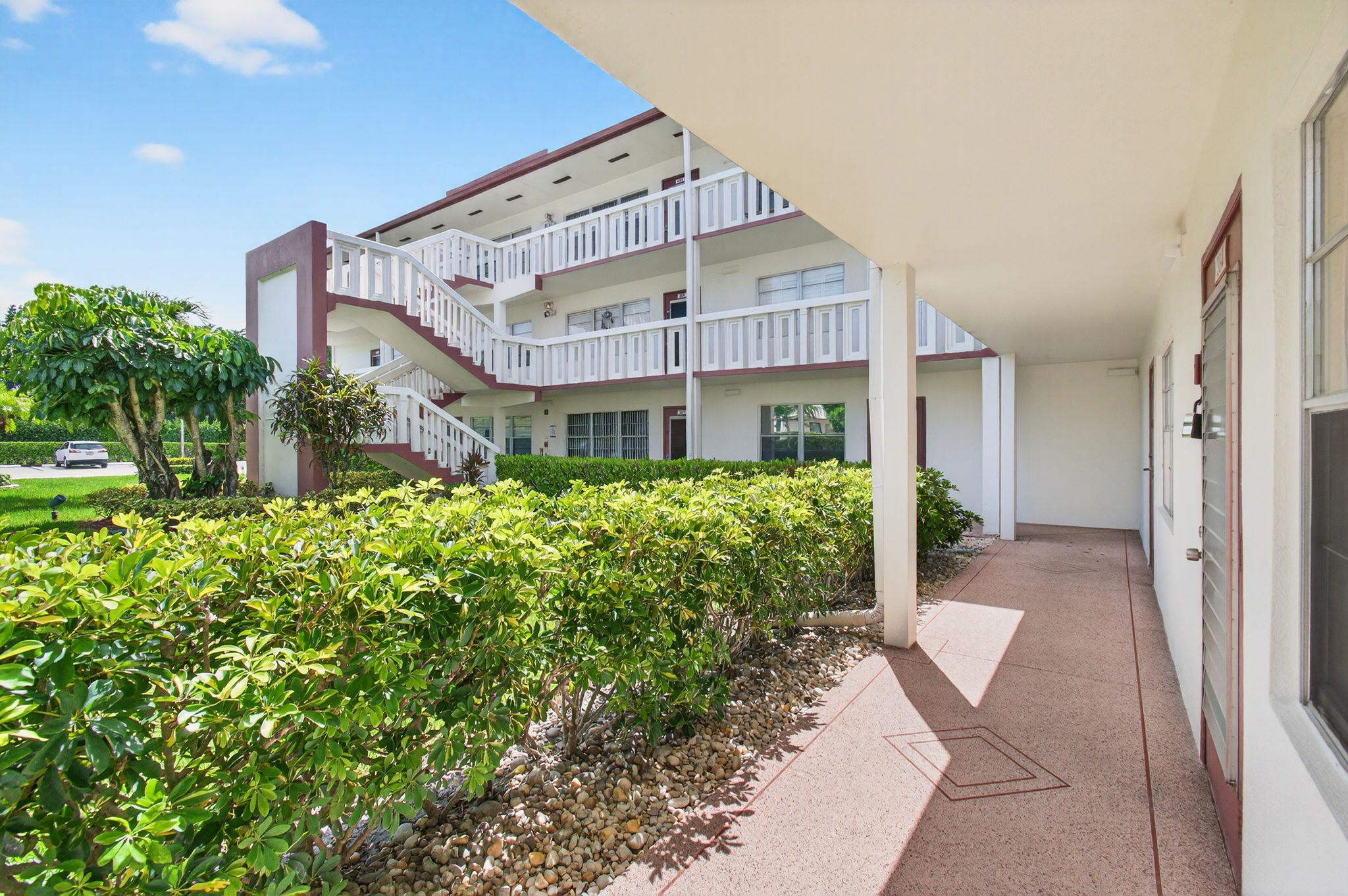 384 Fanshaw J Boca Raton, FL 33434 - Photo 8 of 87 7-web-or-mls-006_DSC_1265