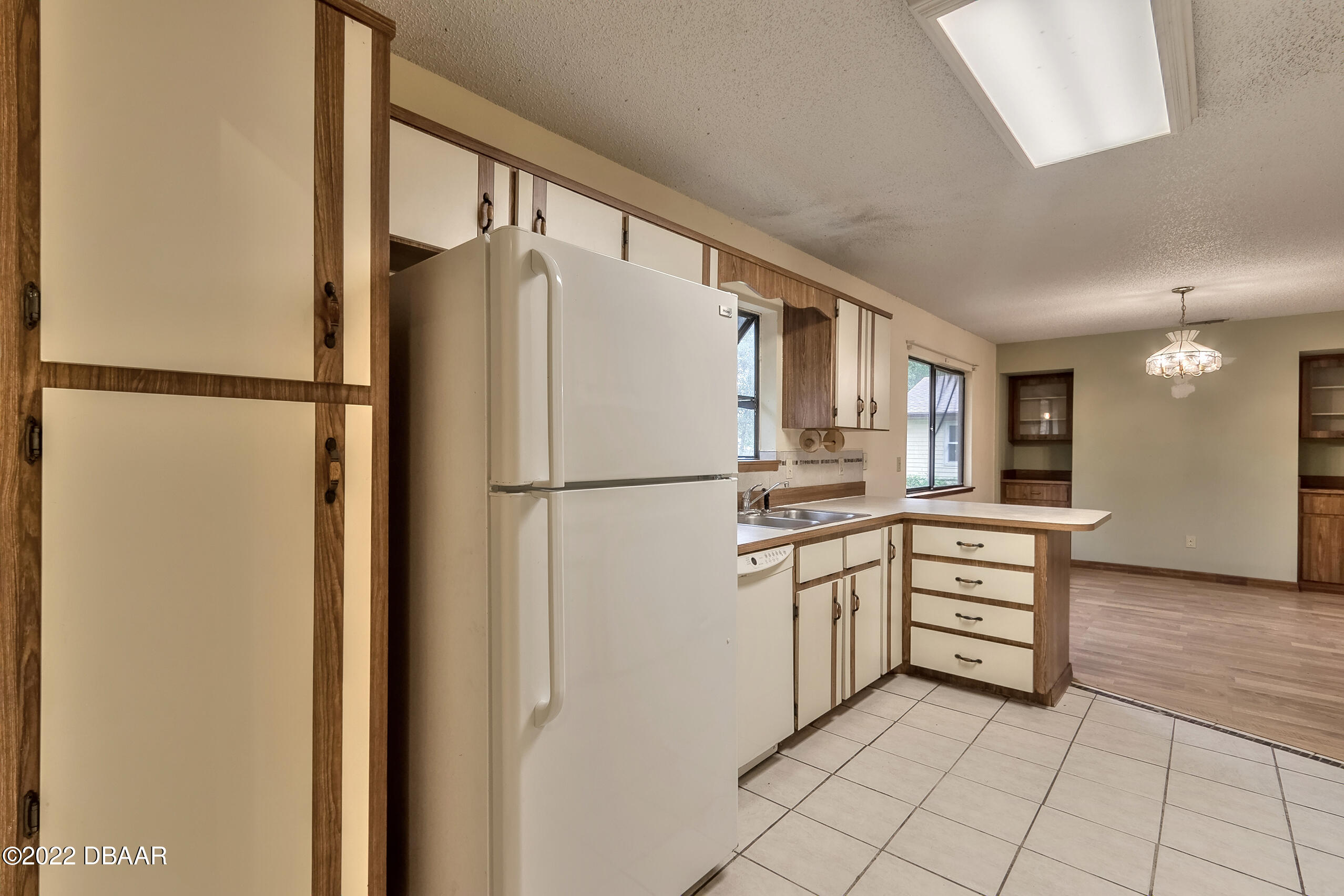 2515 Unity Tree Drive Edgewater, FL 32141 - Photo 9 of 38 2515-15