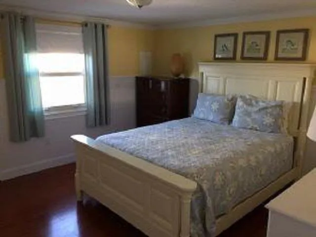 $2,200 | 18 Lowell Street, Unit UP, Seabrook, NH 03874