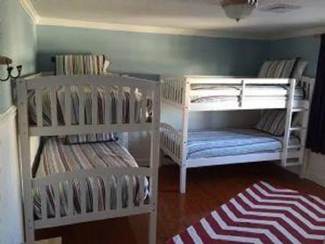 $2,200 | 18 Lowell Street, Unit UP, Seabrook, NH 03874