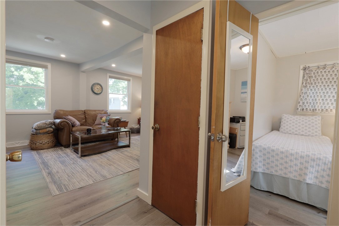 36 Munro Avenue Warren, RI 02885 - Photo 18 of 41