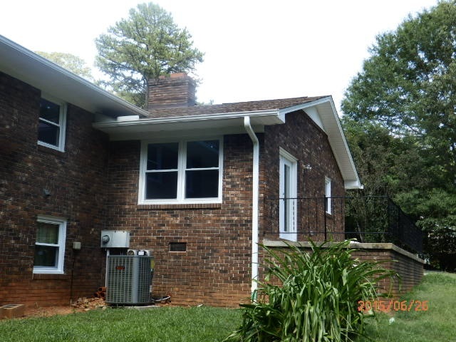 143 Windy Hill Road Central, SC 29630 - Photo 2 of 4