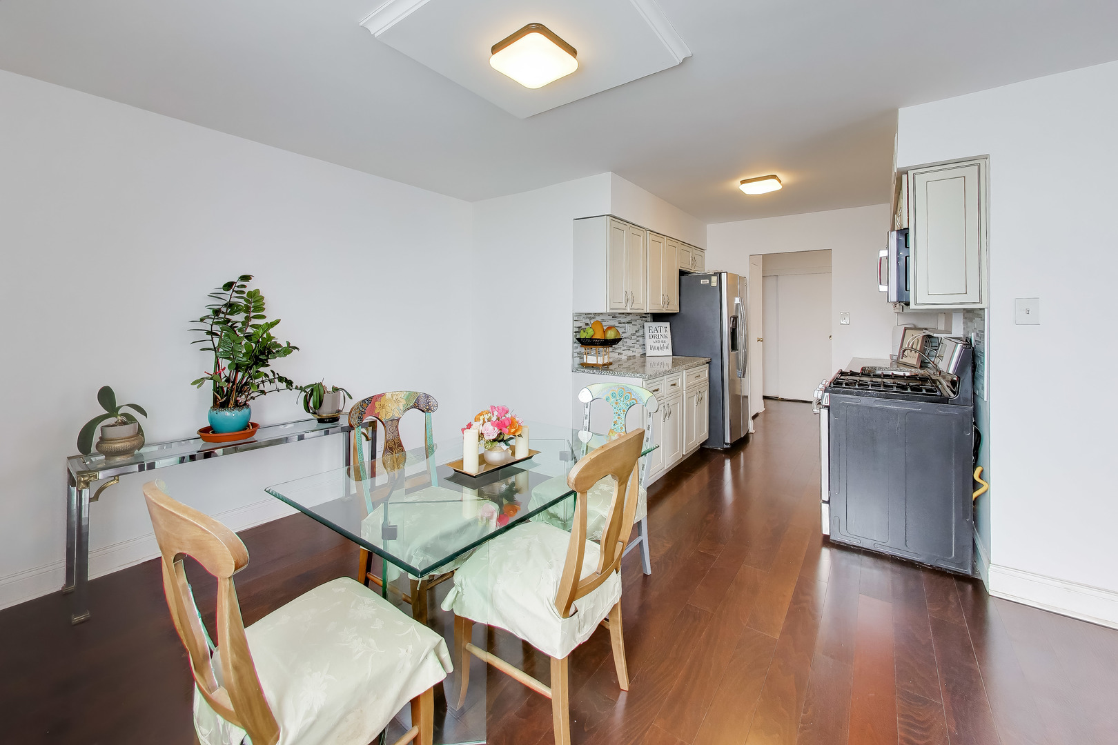 40 North Tower Road, Unit 16N Oak Brook, IL 60523 - Photo 9 of 29