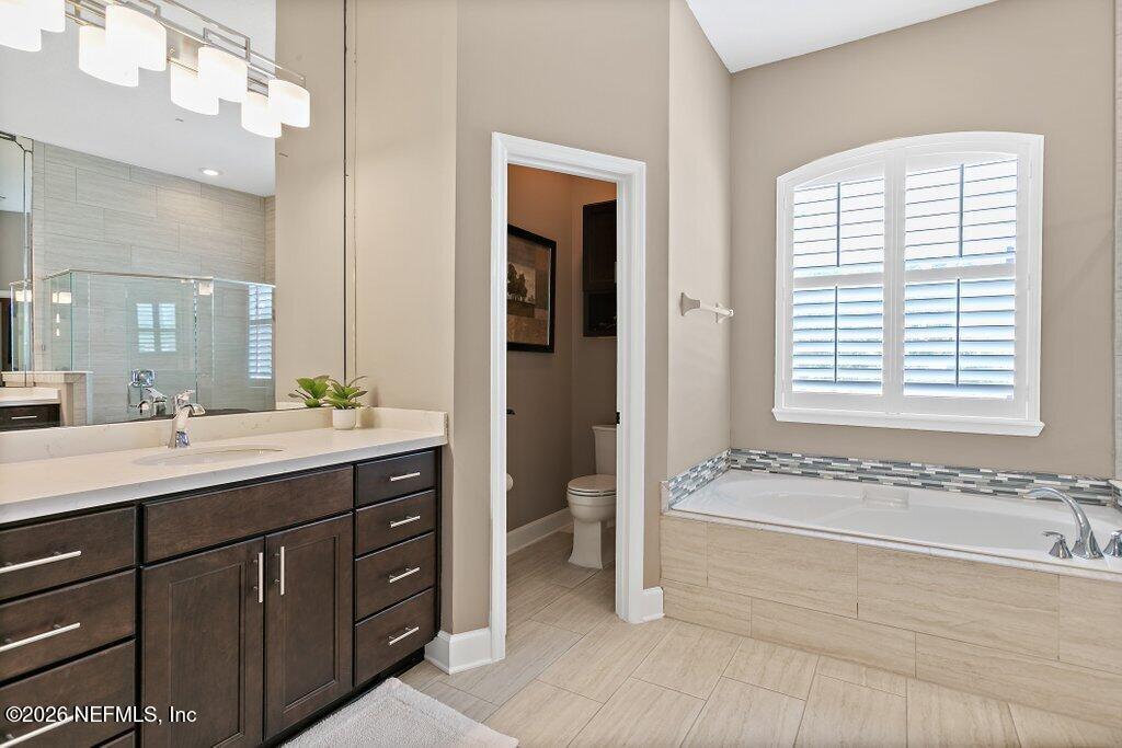 841 Ifield Road St. Augustine, FL 32095 - Photo 27 of 69 Primary Bath
