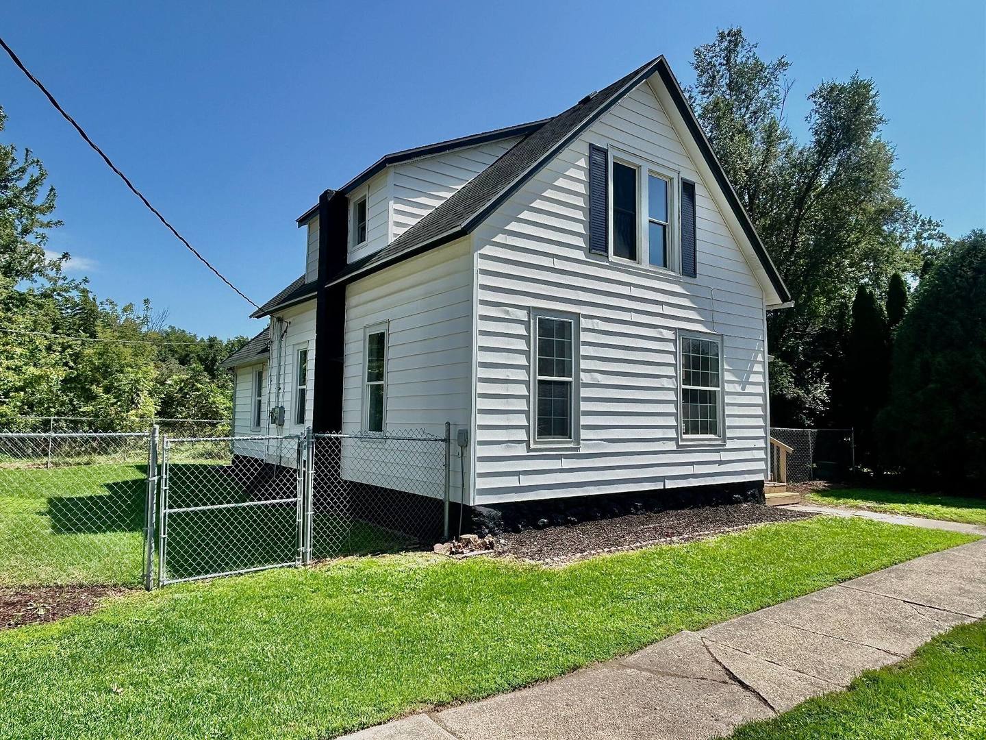 335 North 5th Street Capron, IL 61012 - Photo 13 of 13 Gallery Image 13