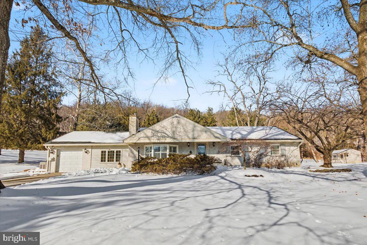 2085 Yellow Springs Road Malvern, PA 19355 - Photo 2 of 32