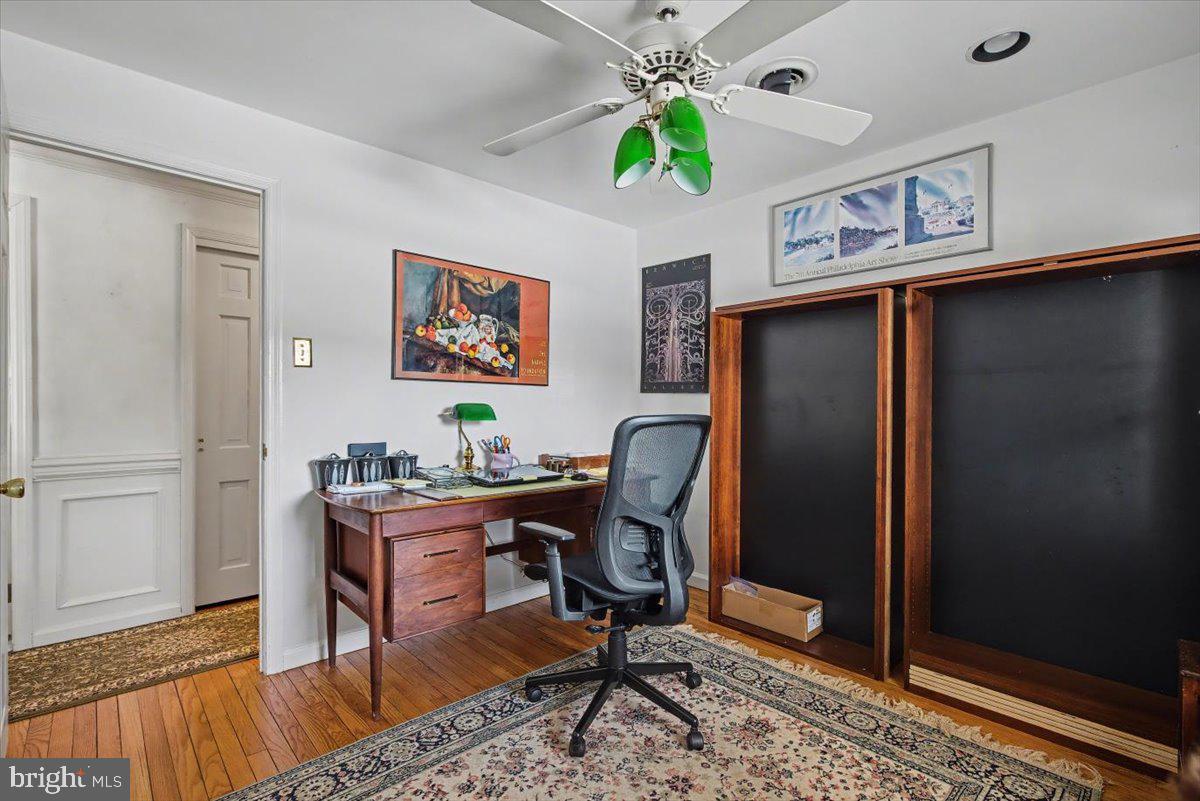 2085 Yellow Springs Road Malvern, PA 19355 - Photo 28 of 32