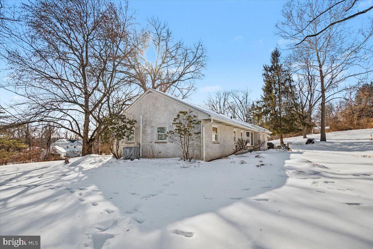 2085 Yellow Springs Road Malvern, PA 19355 - Photo 6 of 32