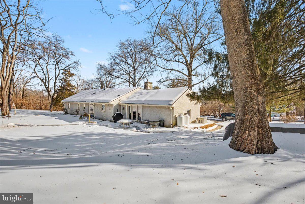 2085 Yellow Springs Road Malvern, PA 19355 - Photo 8 of 32