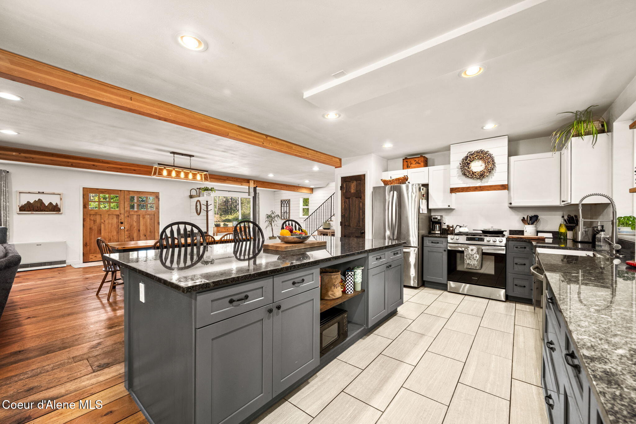 7434 West Diagonal Road Rathdrum, ID 83858 - Photo 22 of 69 Kitchen