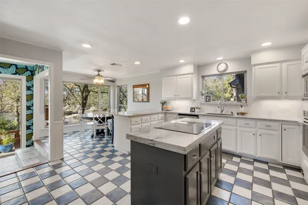 $1,129,000 | 10810 Wintergreen Hill, Austin, TX 78750