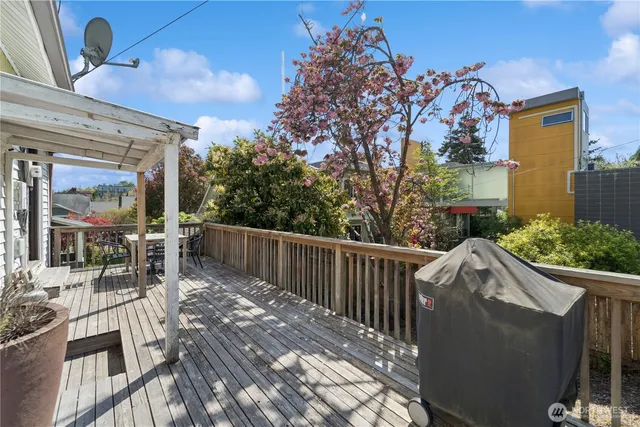 $5,500 | 209 West Blaine Street, Seattle, WA 98119