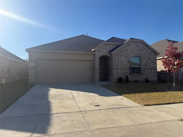 $2,000 | 1108 Flameleaf Drive, Princeton, TX 75407