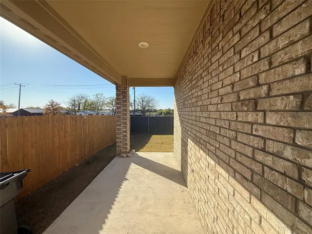 $2,000 | 1108 Flameleaf Drive, Princeton, TX 75407