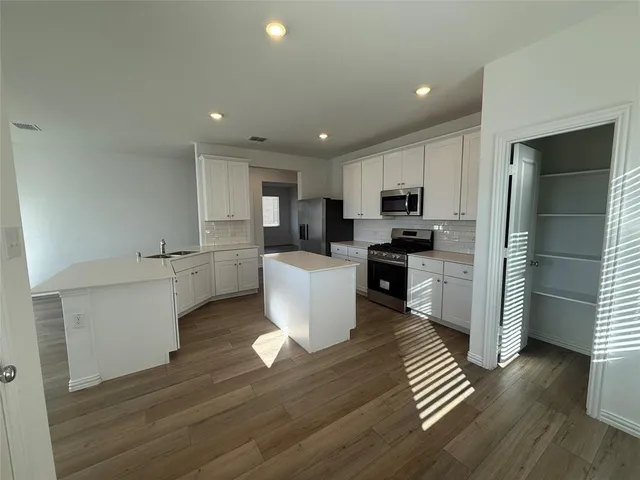 $2,000 | 1108 Flameleaf Drive, Princeton, TX 75407