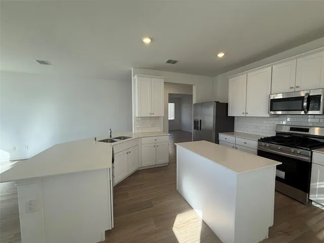 $2,000 | 1108 Flameleaf Drive, Princeton, TX 75407