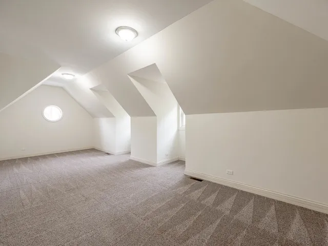 $779,900 | 26W185 Meadowview Court, Wheaton, IL 60187