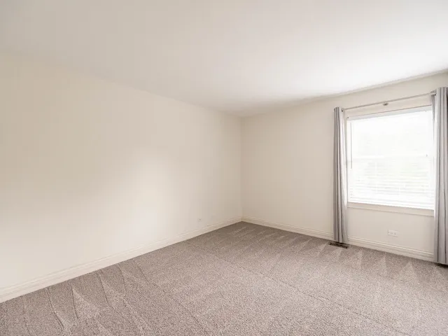 $779,900 | 26W185 Meadowview Court, Wheaton, IL 60187