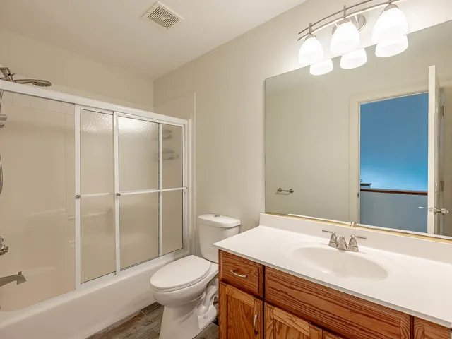 $779,900 | 26W185 Meadowview Court, Wheaton, IL 60187