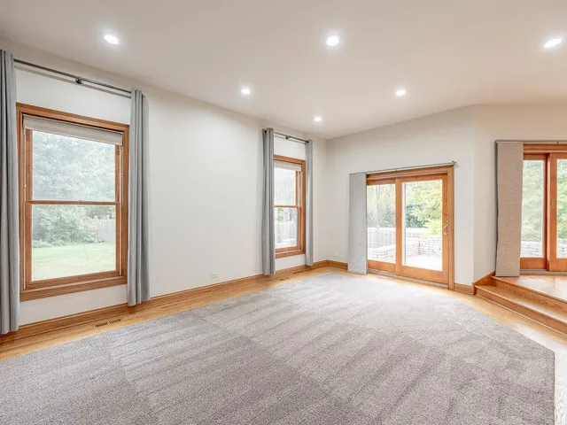 $779,900 | 26W185 Meadowview Court, Wheaton, IL 60187