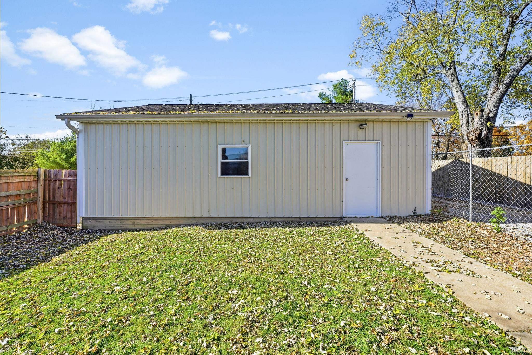 2417 H Street Bedford, IN 47421 - Photo 21 of 23