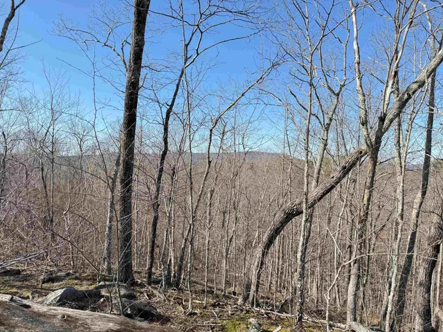 $399,999 | 3 Map Street, Strafford, NH 03884