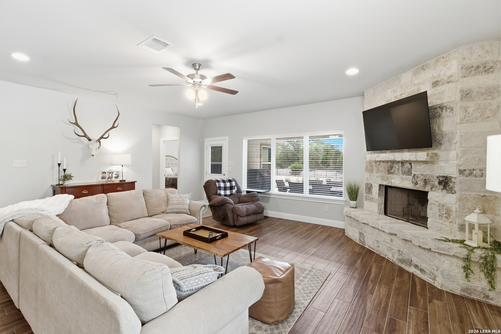 326 Park Road Bandera, TX 78003 - Photo 10 of 49